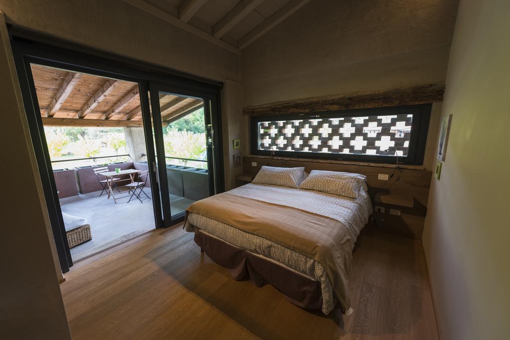 Agriturismo Locanda Del Pesco Collebeato Pokoj fotografie