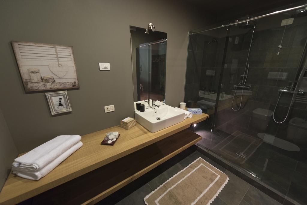 Agriturismo Locanda Del Pesco Collebeato Pokoj fotografie